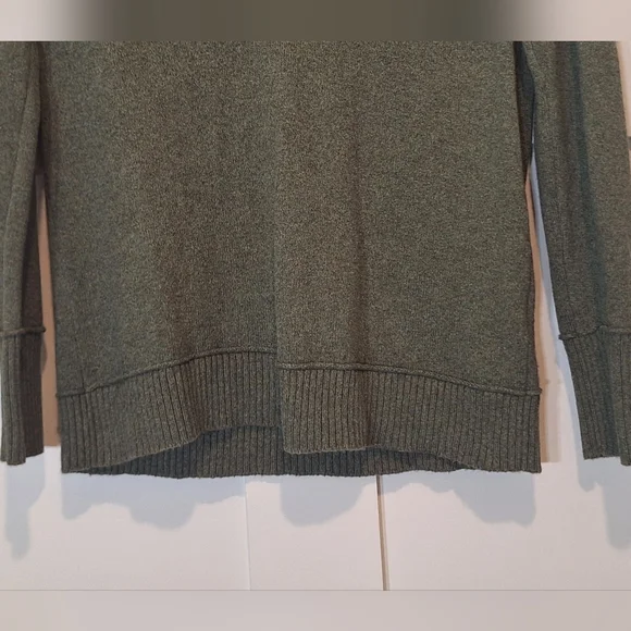 Eddie Bauer Shawl Collar Wool Blend Pullover Sweater V Neck Olive Green Large - Picture 4 of 7